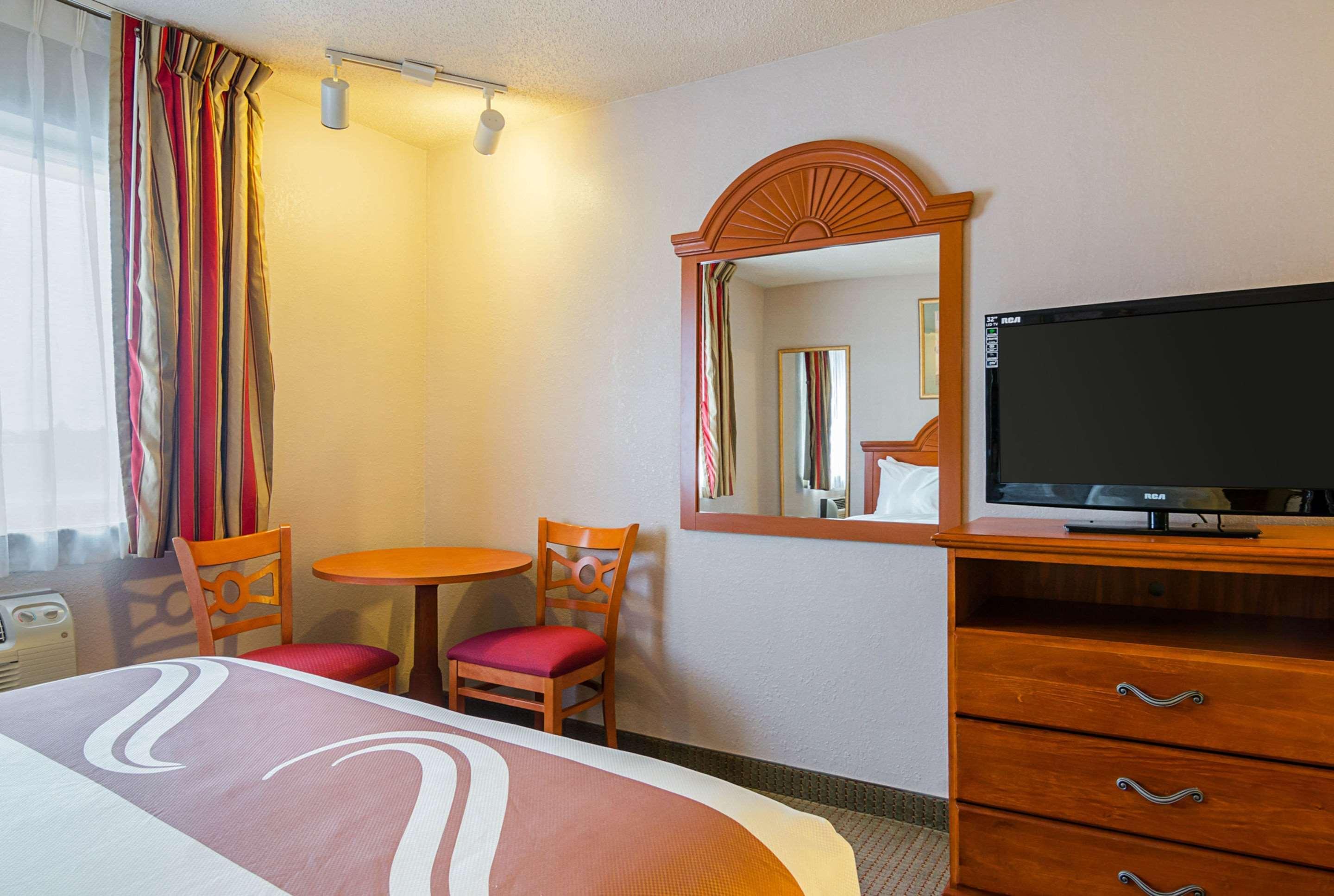 Quality Inn Sidney I-80 Экстерьер фото