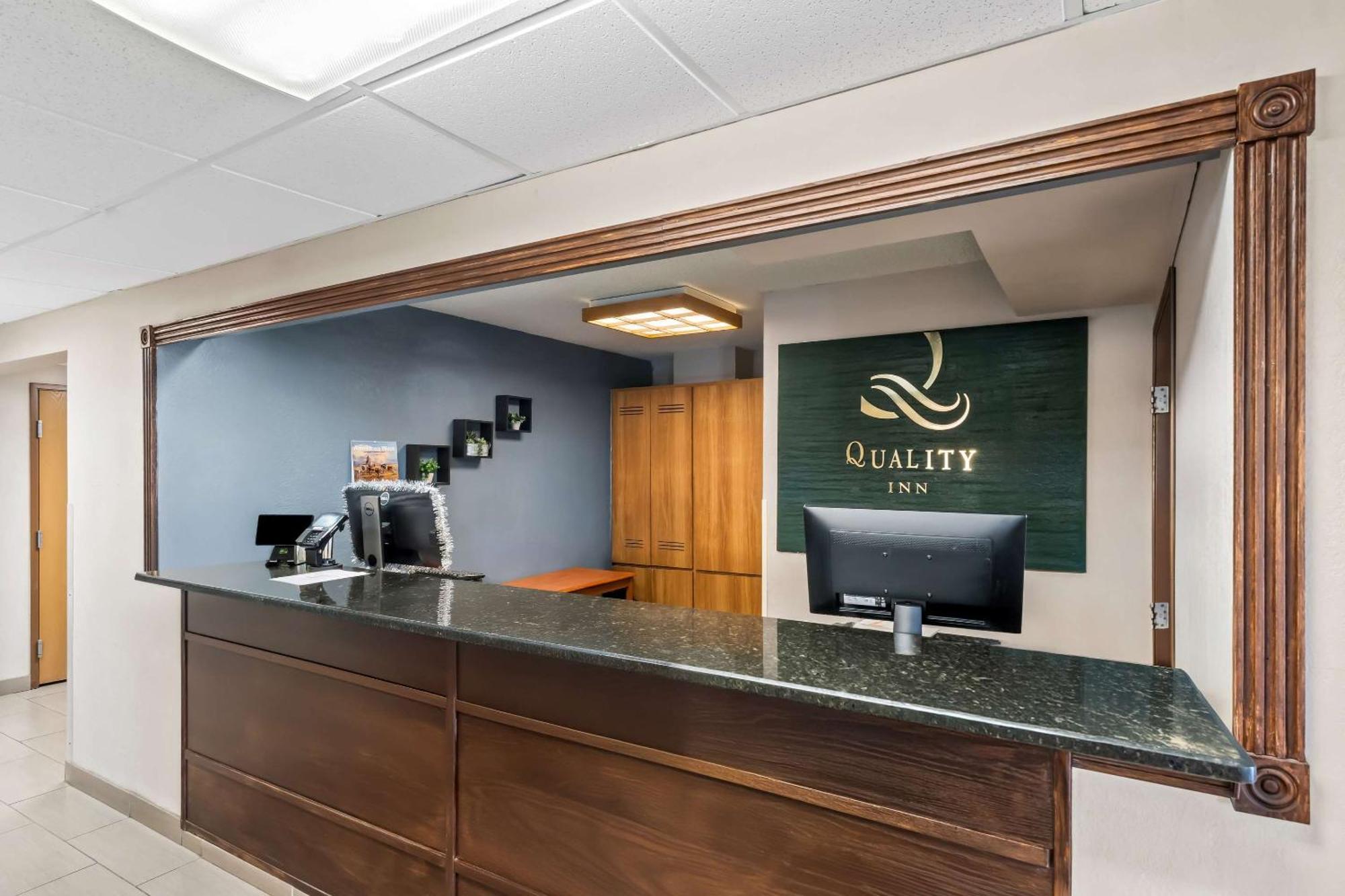 Quality Inn Sidney I-80 Экстерьер фото